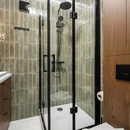 Plac Politechniki Pistachio By Bookinghost * ワルシャワ