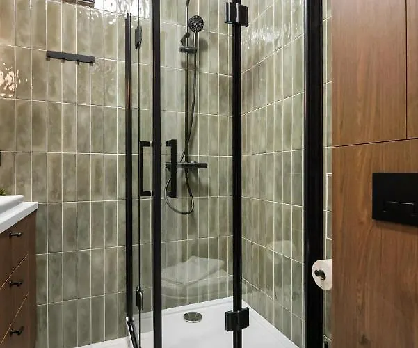 Plac Politechniki Pistachio By Bookinghost * وارسو